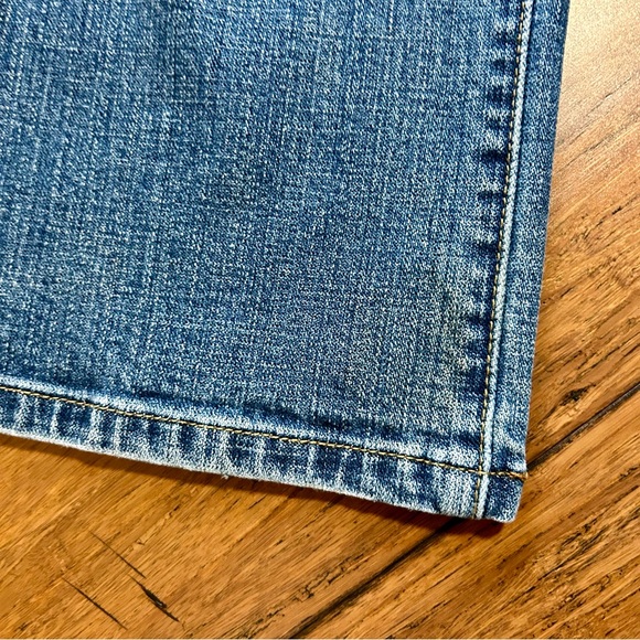 Levi's Women's 505 Straight Leg Denim Jeans, 12 - Picture 11 of 11